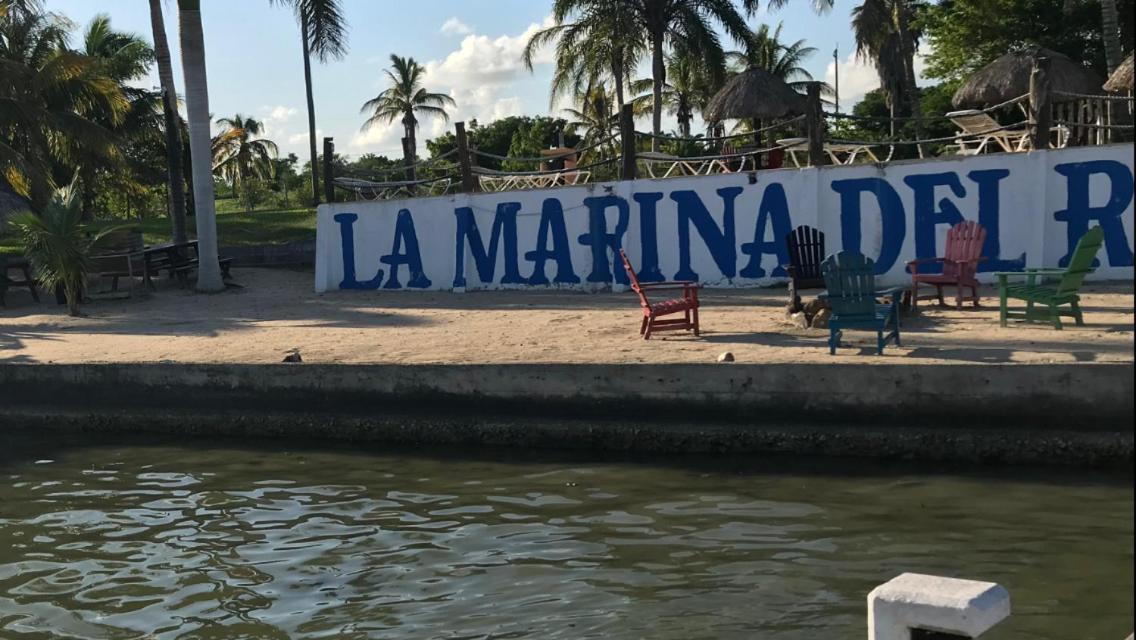 Hotel La Marina Del Rio La Pesca Экстерьер фото