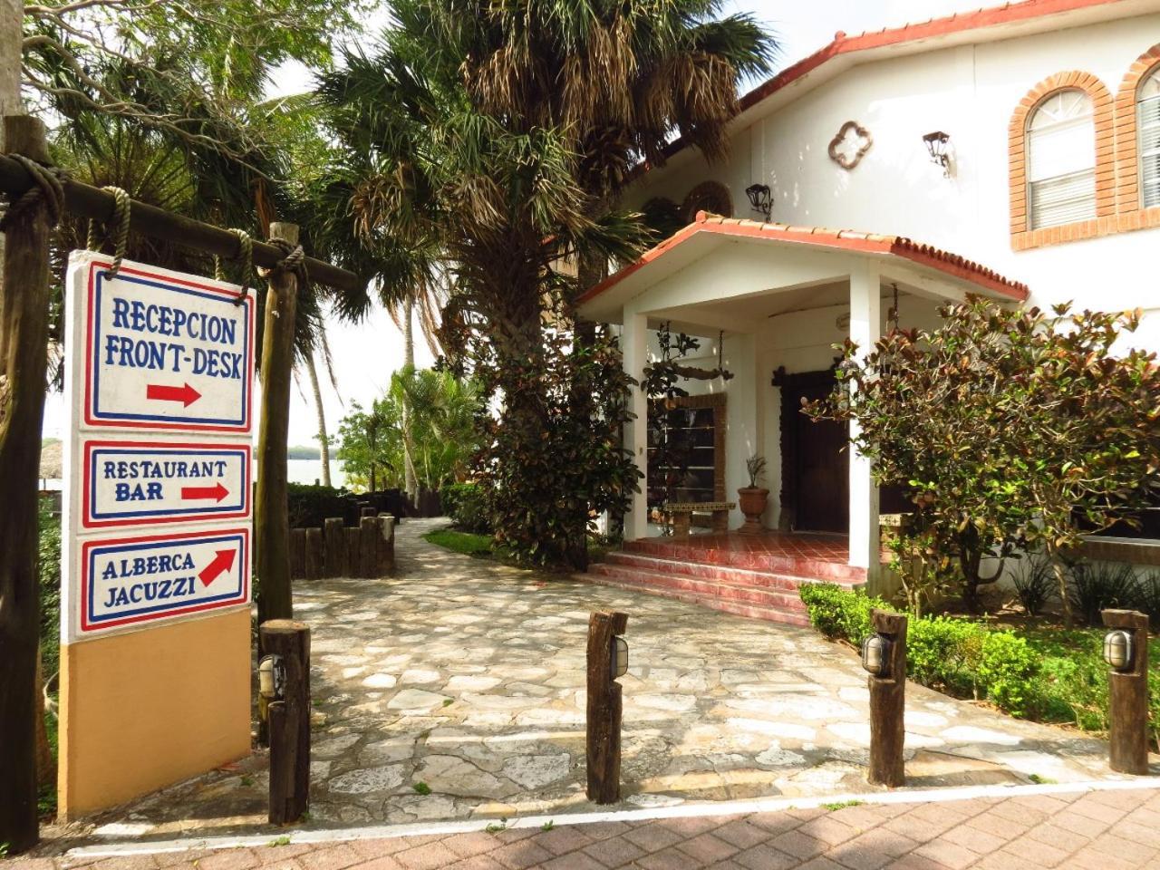 Hotel La Marina Del Rio La Pesca Экстерьер фото